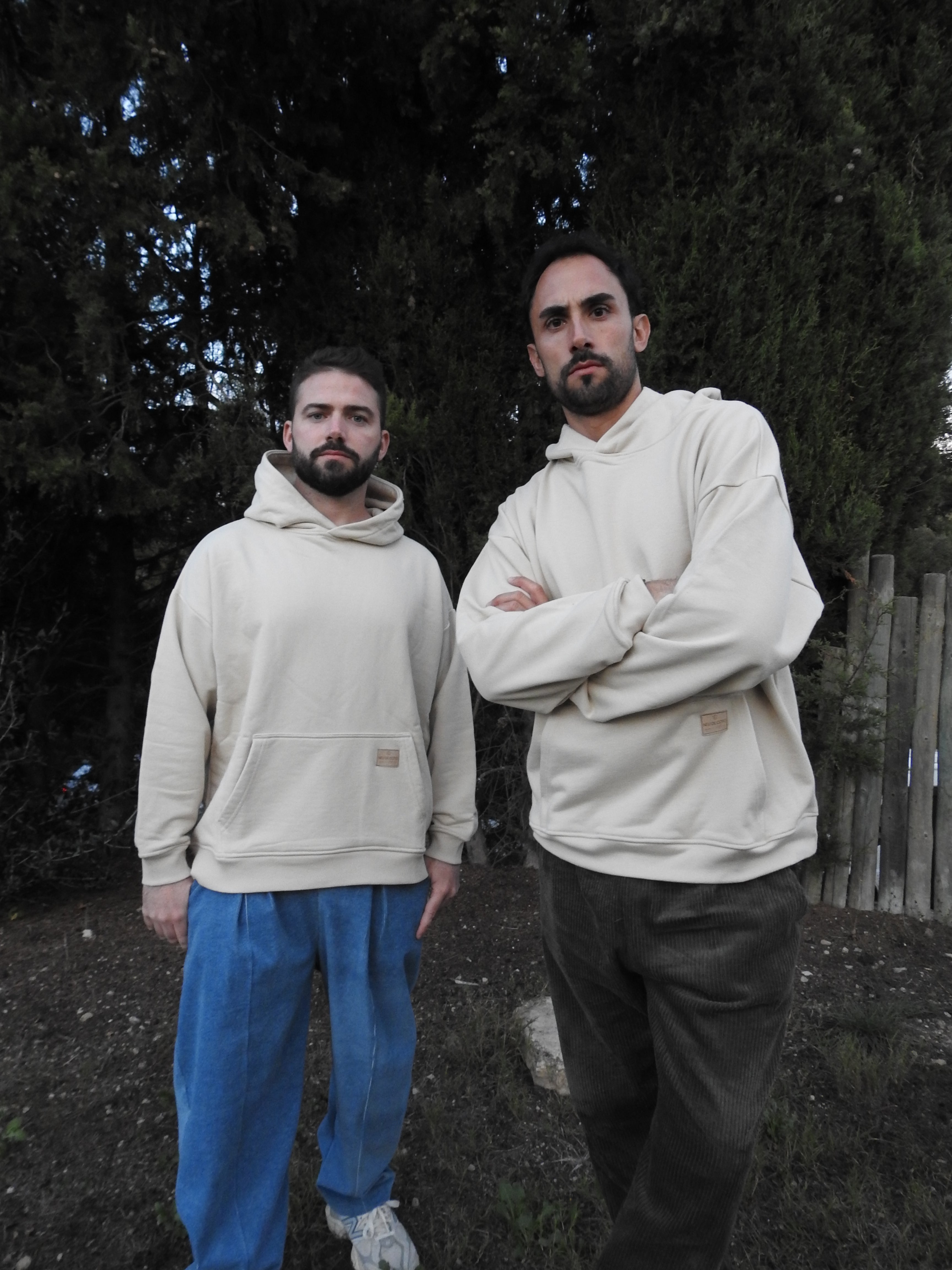 Jerseis y sudaderas unisex