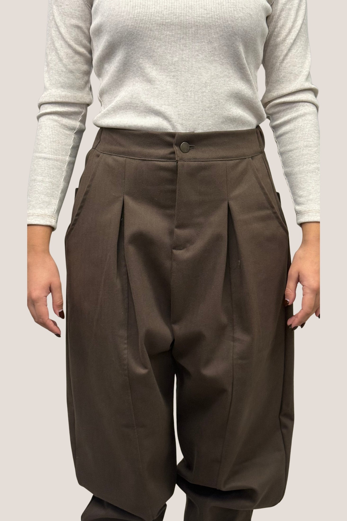 Pantalón barrel marrón