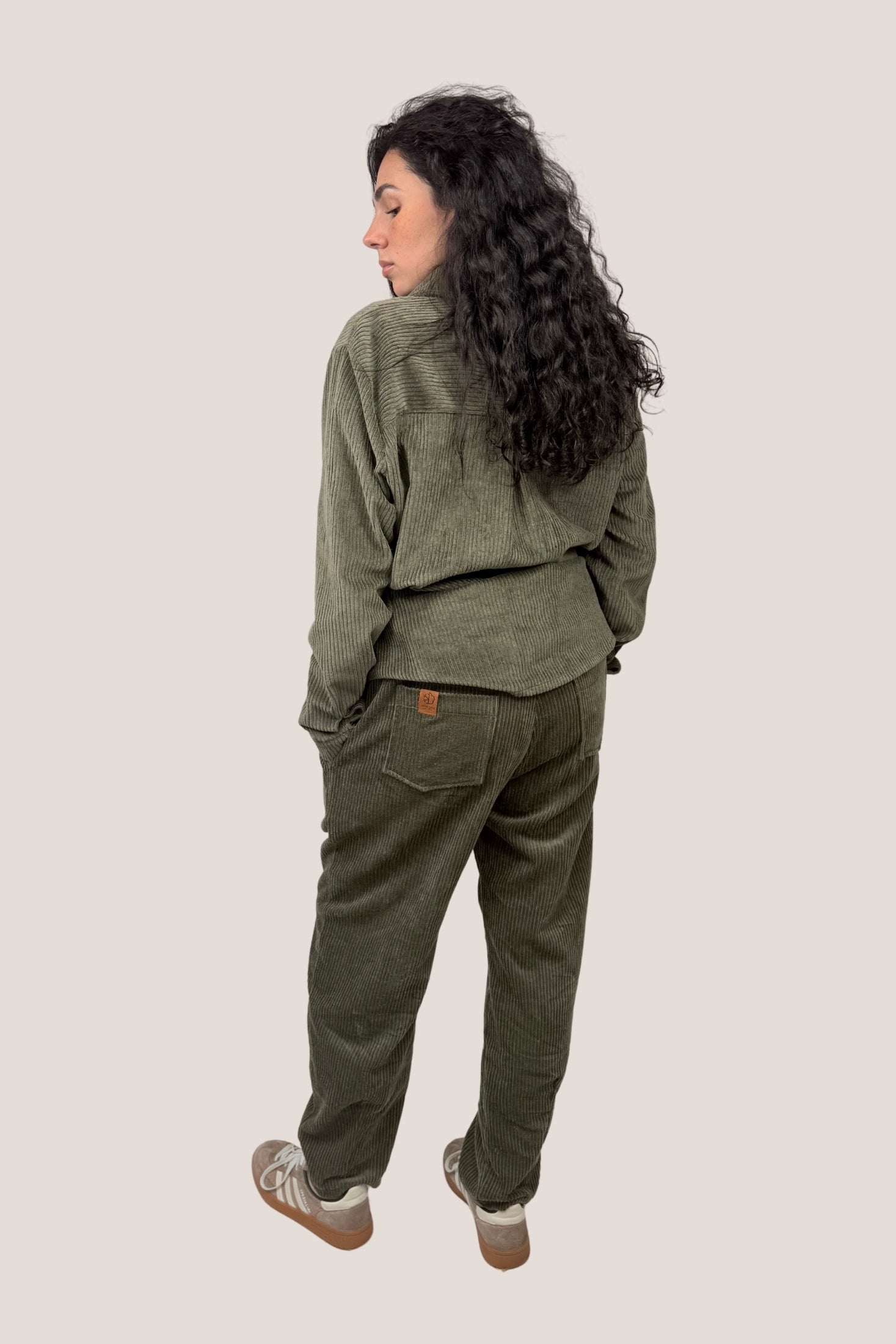 Pantalón pana verde