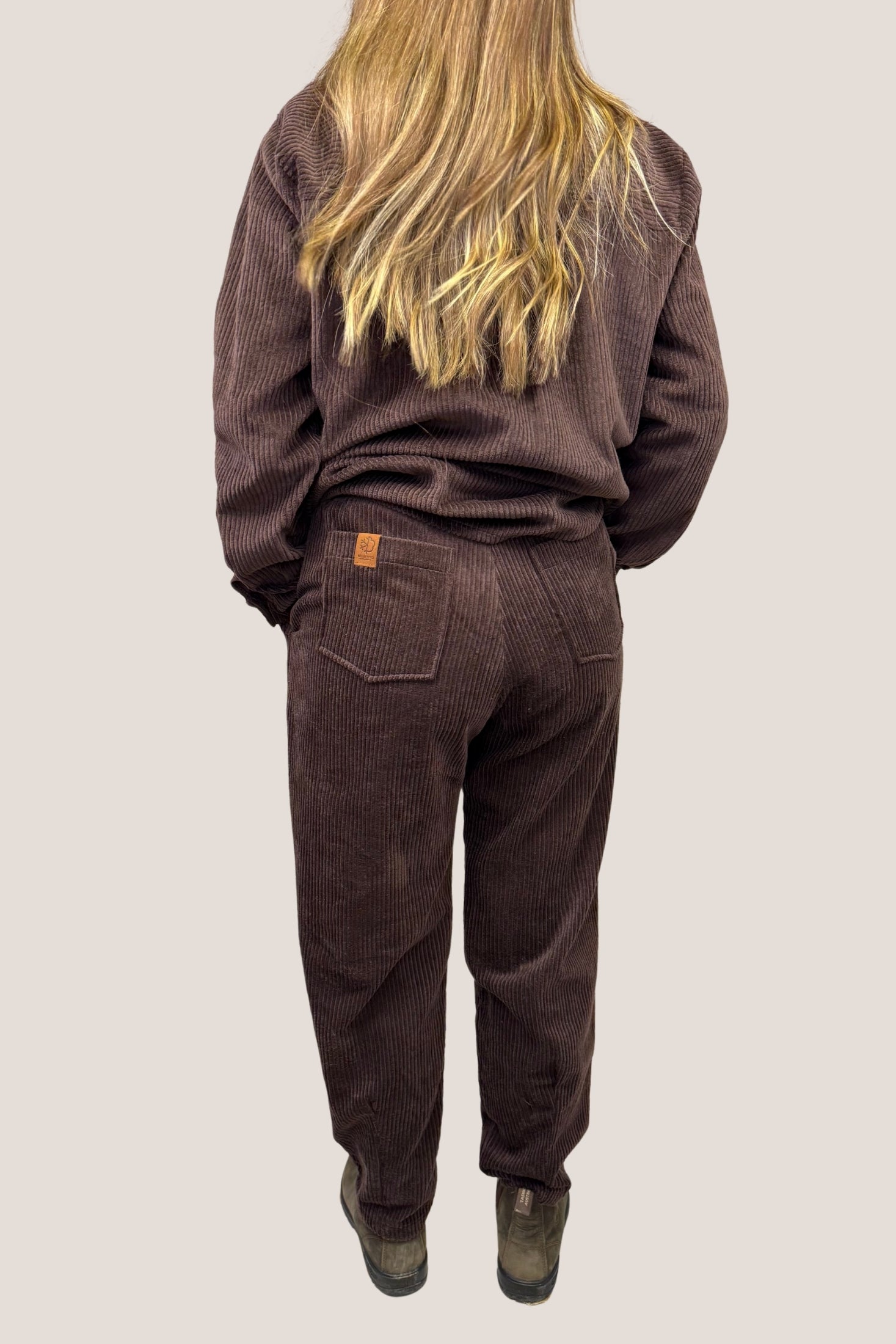 Pantalón pana marrón