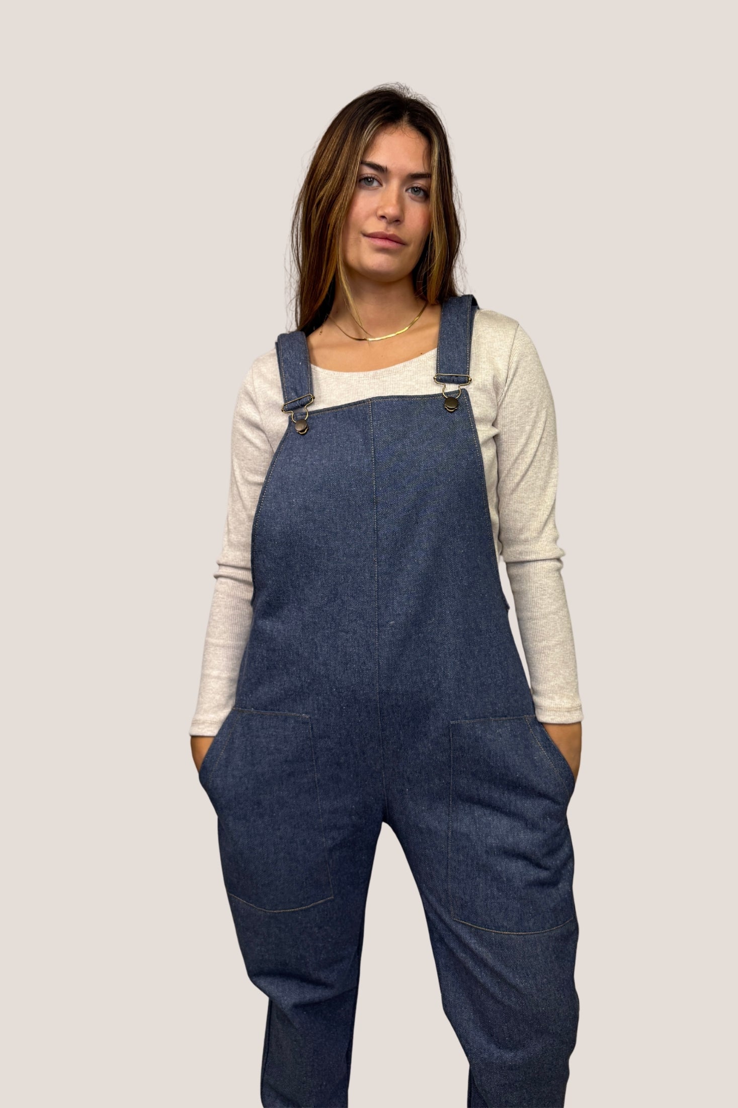 Peto Alins unisex tejano oscuro