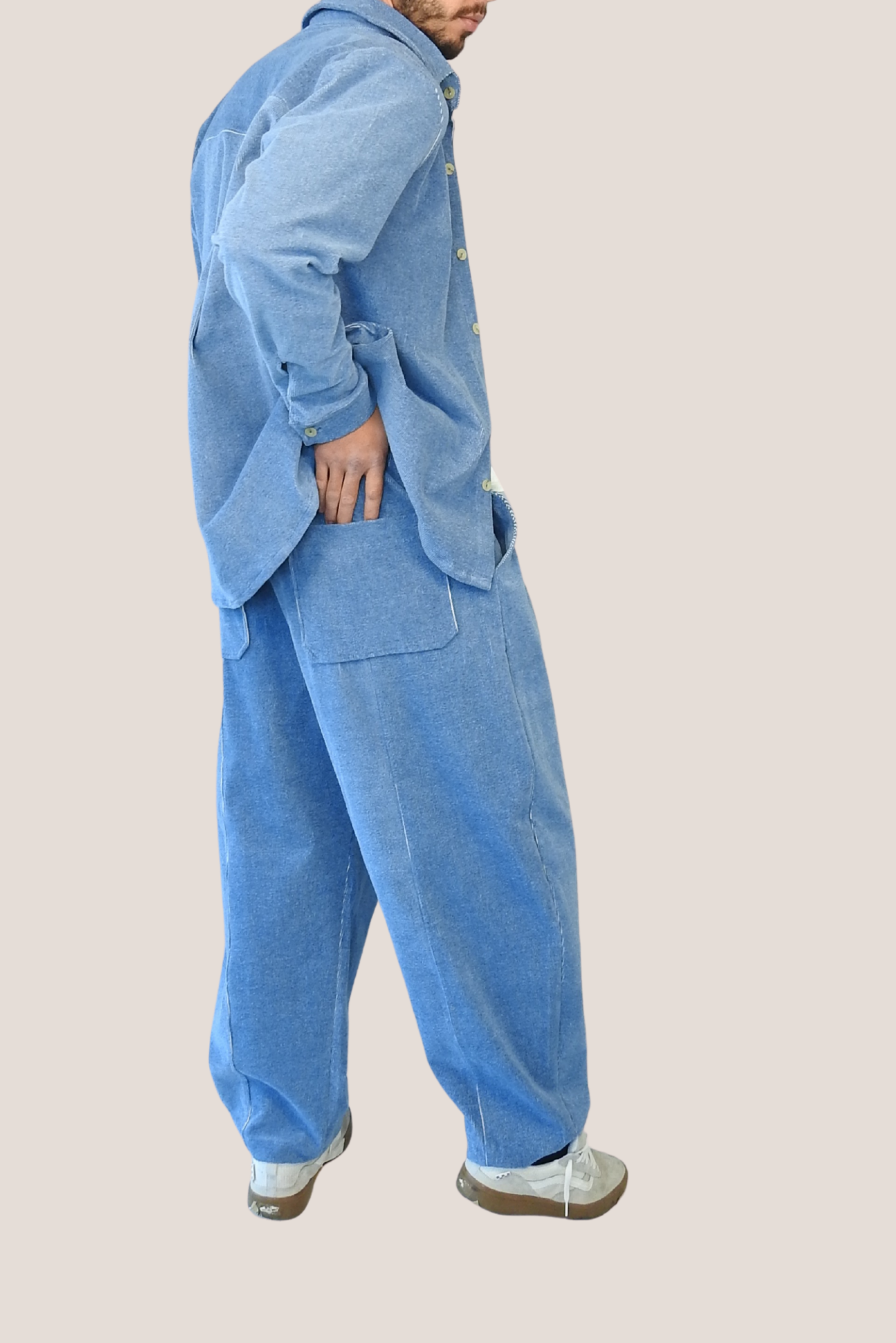 Pantalón barrel micro pana tejana