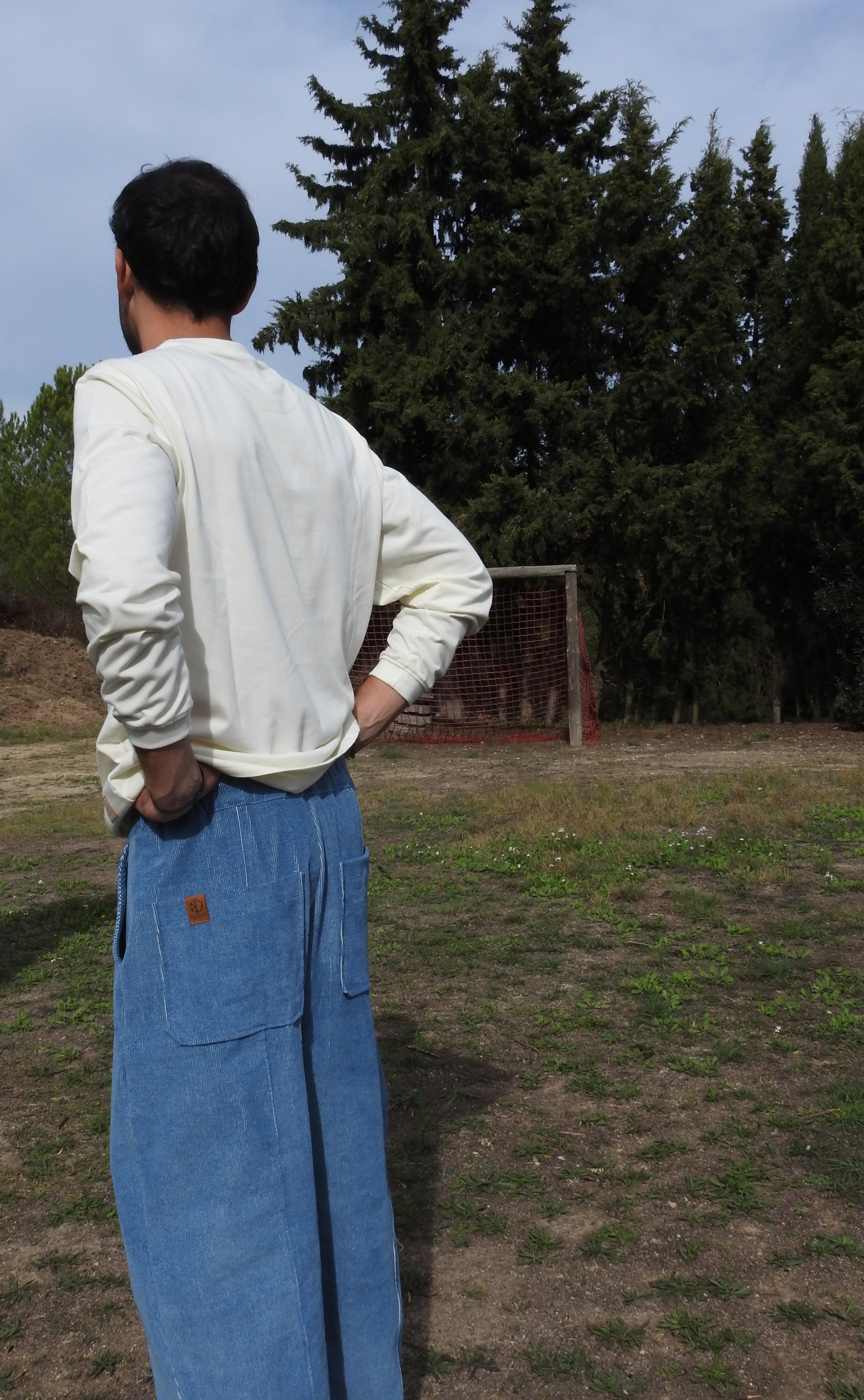 Pantalón barrel micro pana tejana