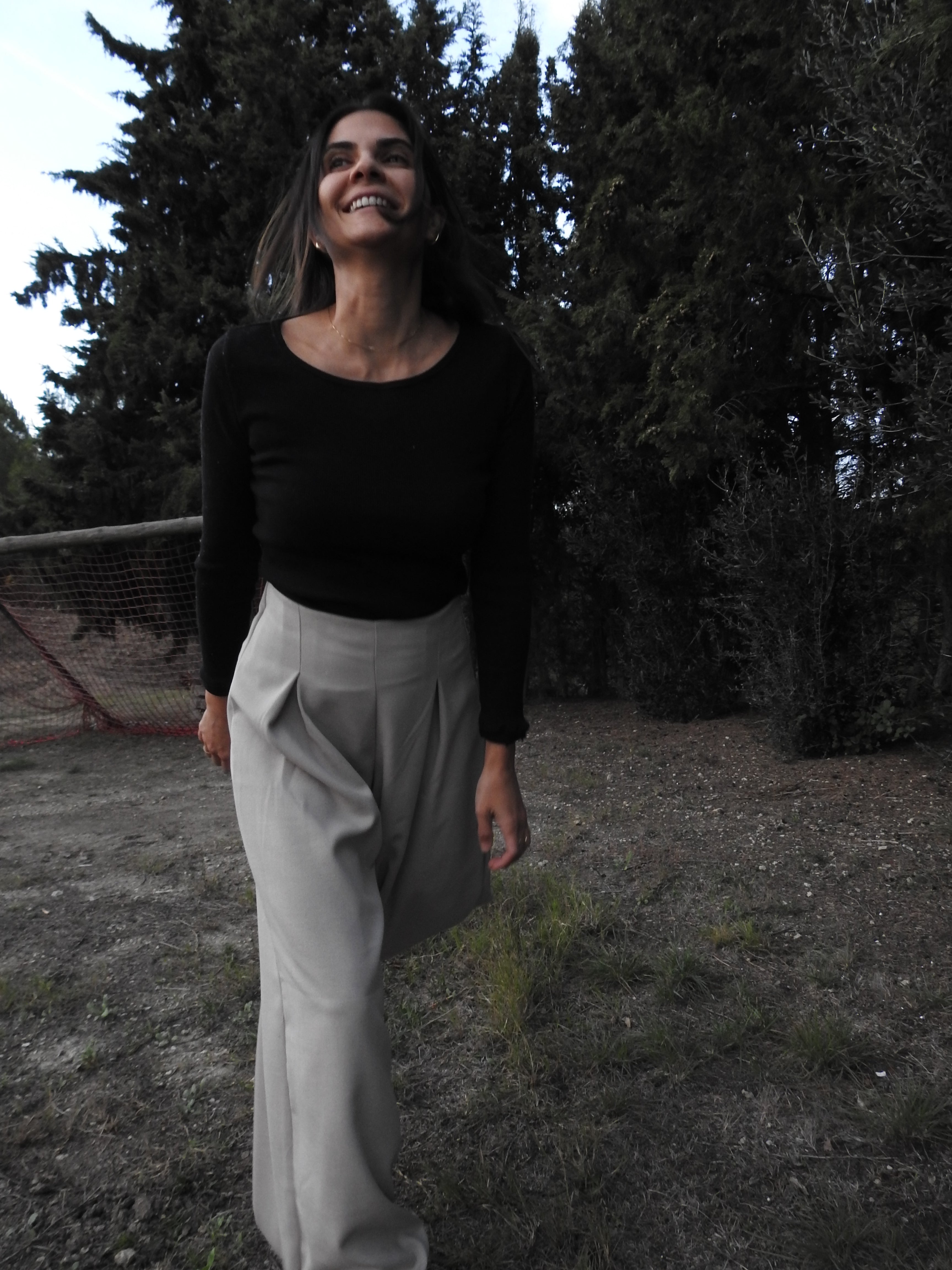 Camiseta entallada manga larga negra