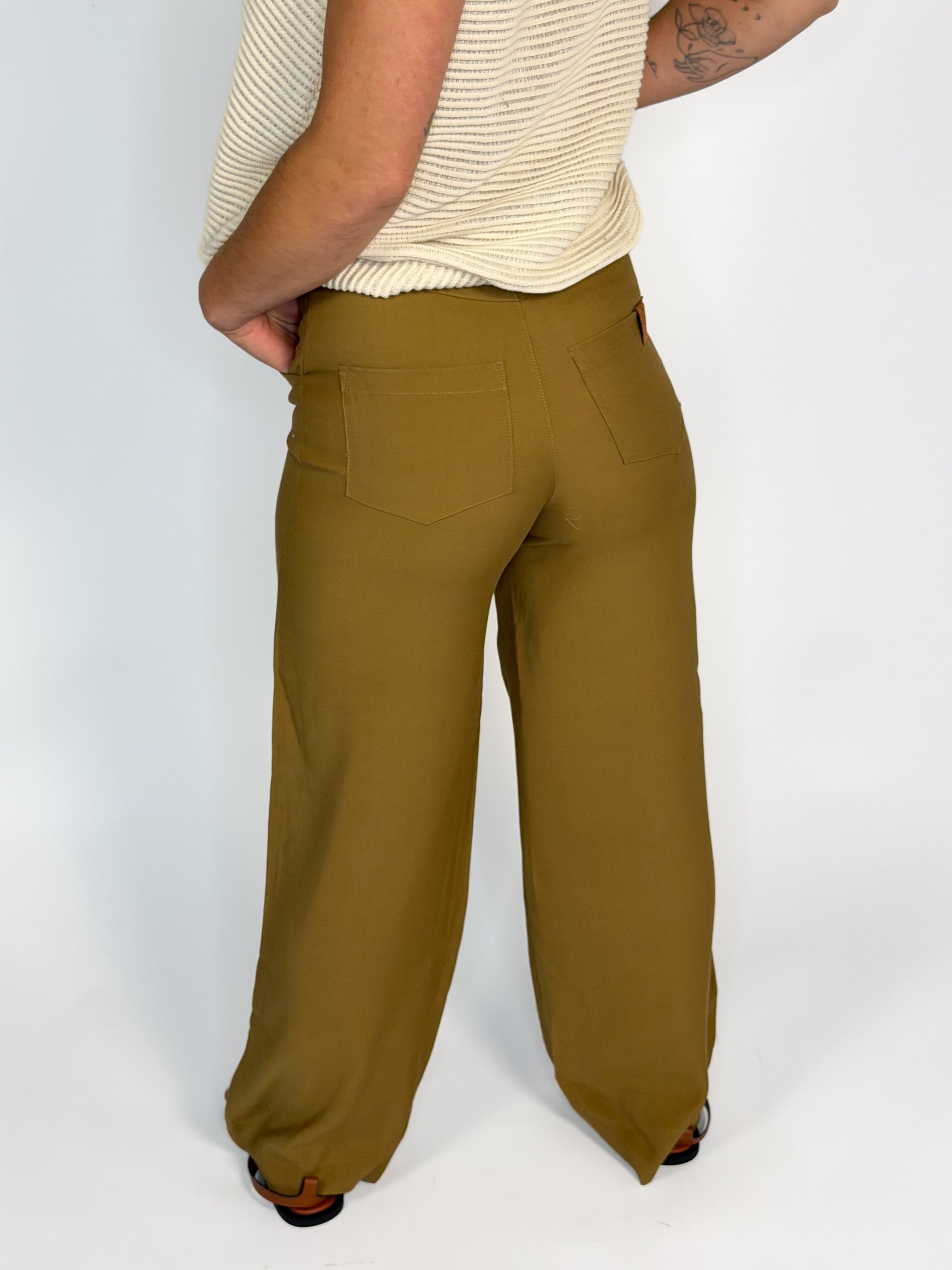 Pantalón Erm mocha mousse